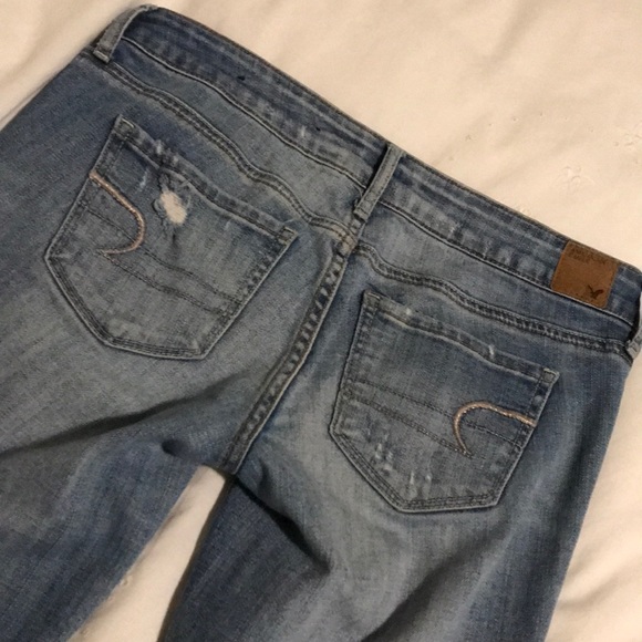 American Eagle Ripped Jeans - Picture 3 of 7